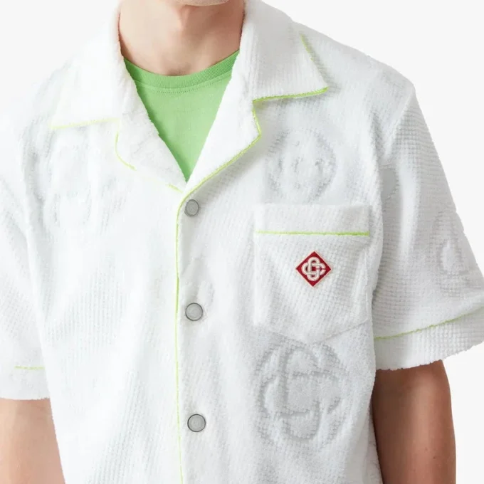 Beyaz Havlu Dokuma Monogram Kısa Kollu Gömlek Beyaz Havlu Dokuma Monogram Kısa Kollu Gömlek