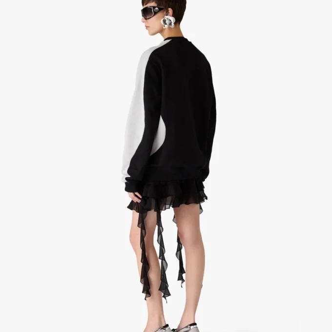 Renk Bloklu Uzun Kollu Sweatshirt Renk Bloklu Uzun Kollu Sweatshirt