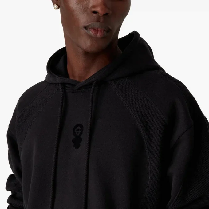 Squash Logo Flok Baskılı Kapüşonlu Sweatshirt Squash Logo Flok Baskılı Kapüşonlu Sweatshirt
